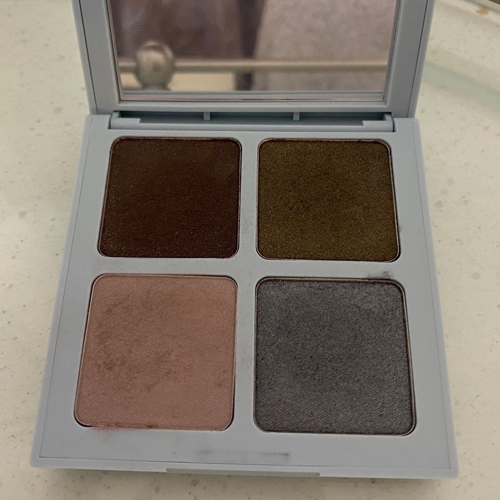 Vapor Eyeshadow Qyad in Labyrinth